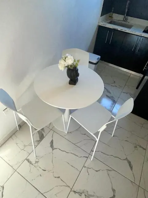 Level Suites #4 Omega Sosúa 0*,