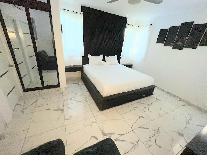 Level Suites #4 Omega Sosúa Aparthotel